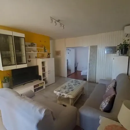 شقة Alba 3 Bedrooms شيبينيك